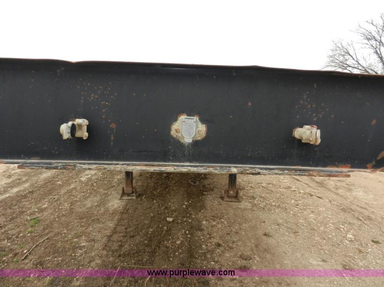 image for item X9596 1998 Neville single drop deck trailer