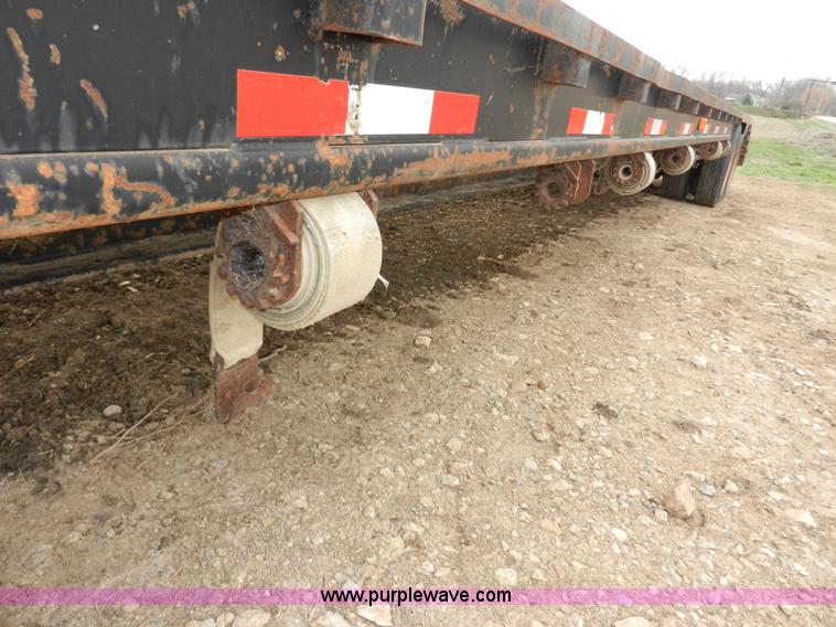 image for item X9596 1998 Neville single drop deck trailer