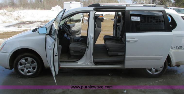 image for item A8508 2006 Kia Sedona