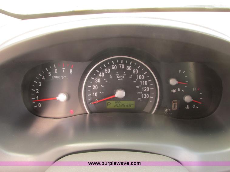 image for item A8508 2006 Kia Sedona