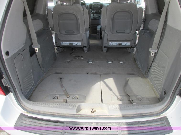 image for item A8508 2006 Kia Sedona