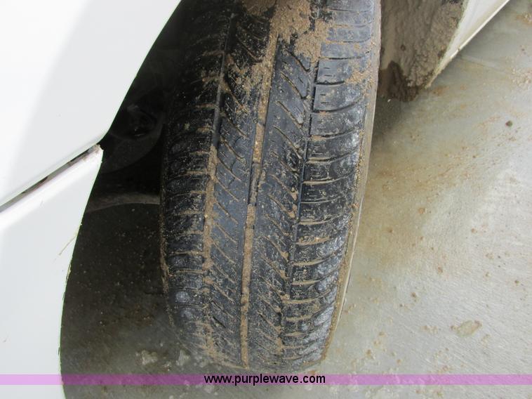 image for item A8508 2006 Kia Sedona