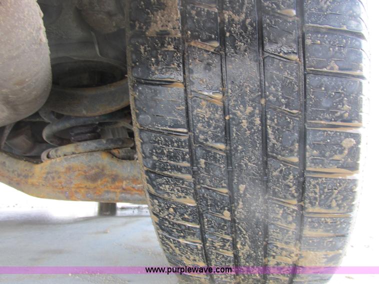 image for item A8508 2006 Kia Sedona