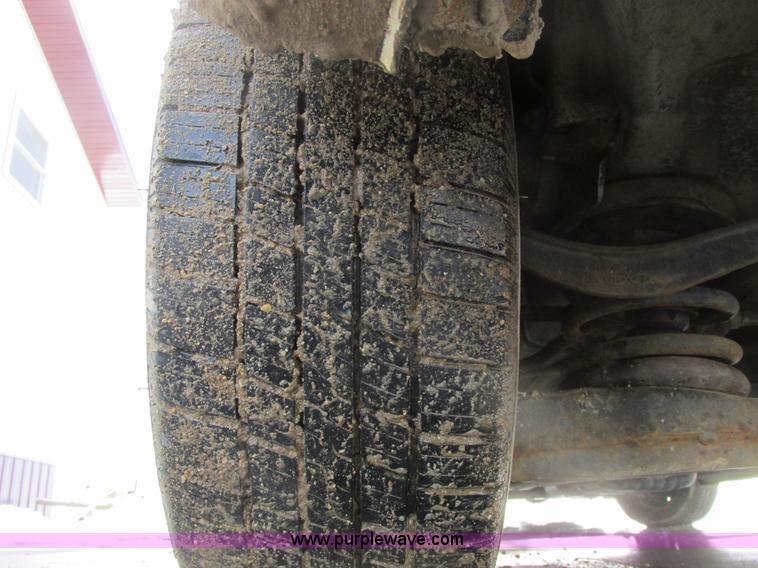 image for item A8508 2006 Kia Sedona