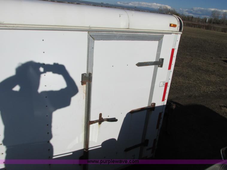 image for item A8524 2001 Knight cargo trailer