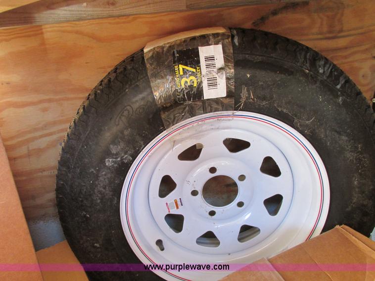 image for item A8524 2001 Knight cargo trailer