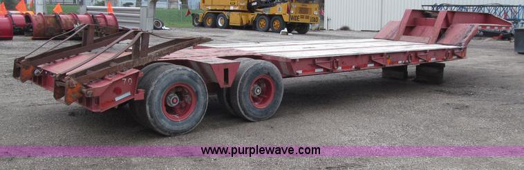 image for item D7327 1975 Load King CS252 lowboy trailer