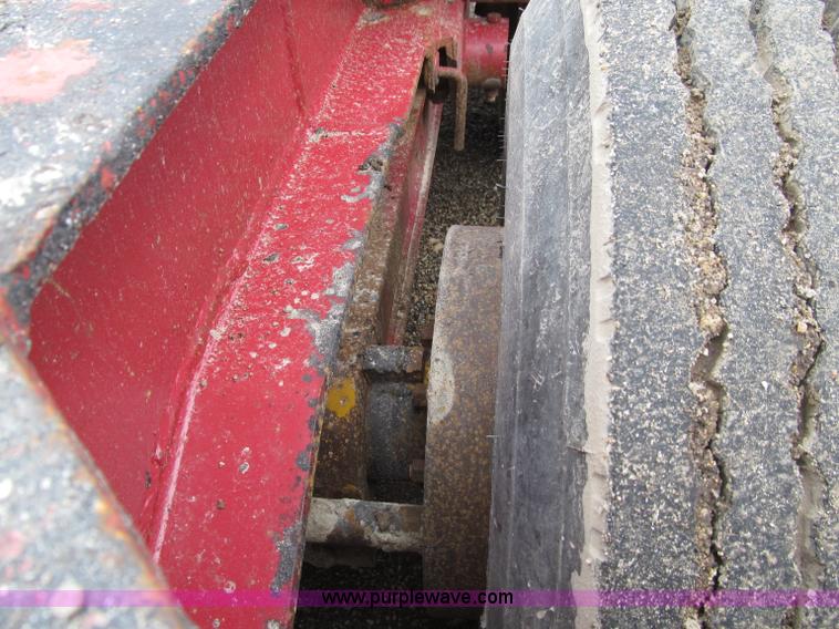 image for item D7327 1975 Load King CS252 lowboy trailer