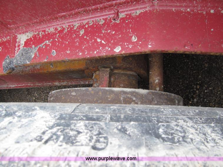 image for item D7327 1975 Load King CS252 lowboy trailer