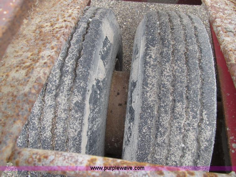 image for item D7327 1975 Load King CS252 lowboy trailer