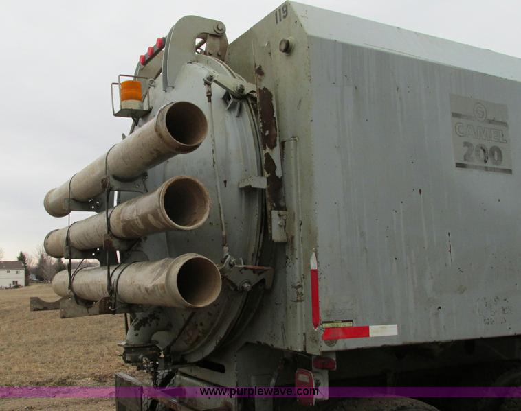 image for item E5030 1990 International 4900 vacuum truck