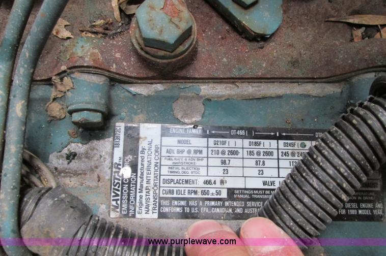 image for item E5030 1990 International 4900 vacuum truck