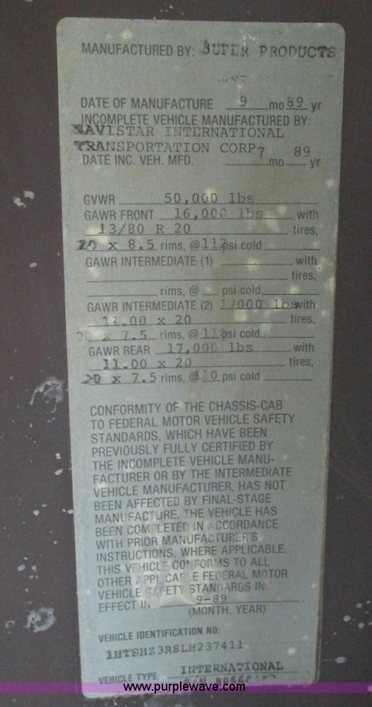 image for item E5030 1990 International 4900 vacuum truck