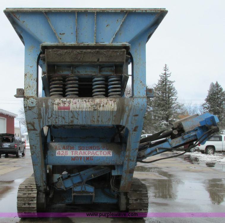 image for item E5042 2000 Terex Pegson 428 Trakpaction impact crusher