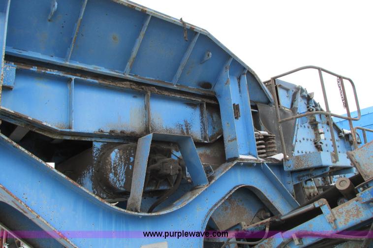 image for item E5042 2000 Terex Pegson 428 Trakpaction impact crusher