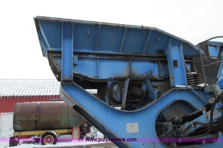 image for item E5042 2000 Terex Pegson 428 Trakpaction impact crusher