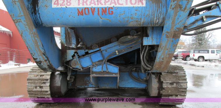 image for item E5042 2000 Terex Pegson 428 Trakpaction impact crusher