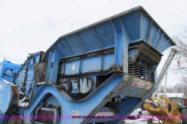 image for item E5042 2000 Terex Pegson 428 Trakpaction impact crusher