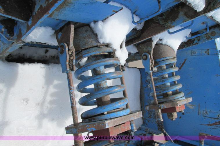 image for item E5042 2000 Terex Pegson 428 Trakpaction impact crusher