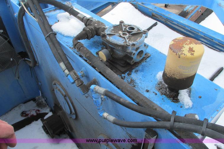 image for item E5042 2000 Terex Pegson 428 Trakpaction impact crusher