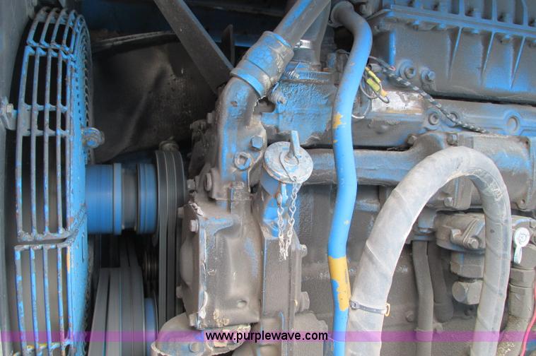 image for item E5042 2000 Terex Pegson 428 Trakpaction impact crusher