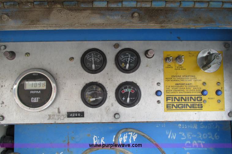 image for item E5042 2000 Terex Pegson 428 Trakpaction impact crusher