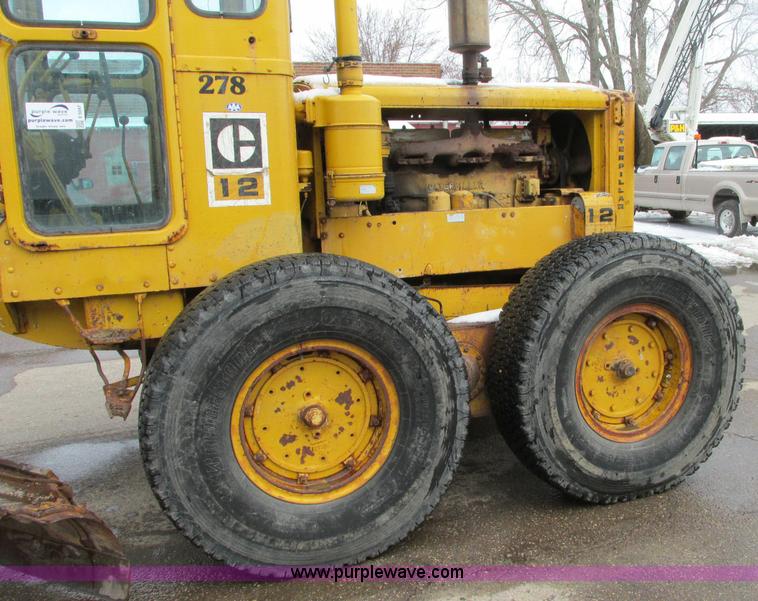 image for item E5047 1959 Caterpillar 12 motor grader
