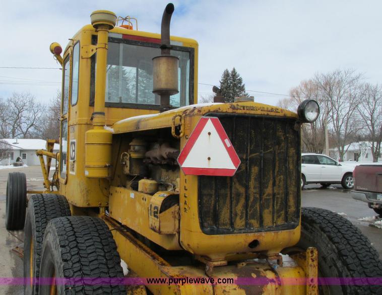 image for item E5047 1959 Caterpillar 12 motor grader