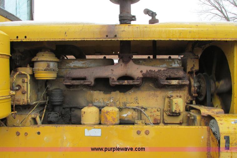 image for item E5047 1959 Caterpillar 12 motor grader