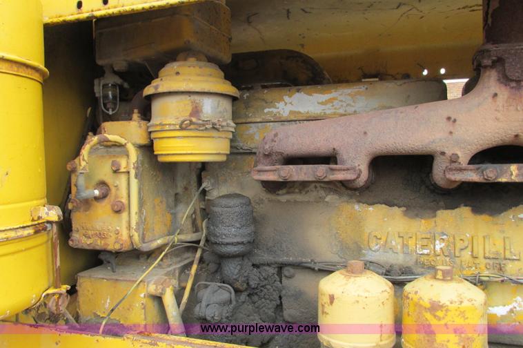 image for item E5047 1959 Caterpillar 12 motor grader