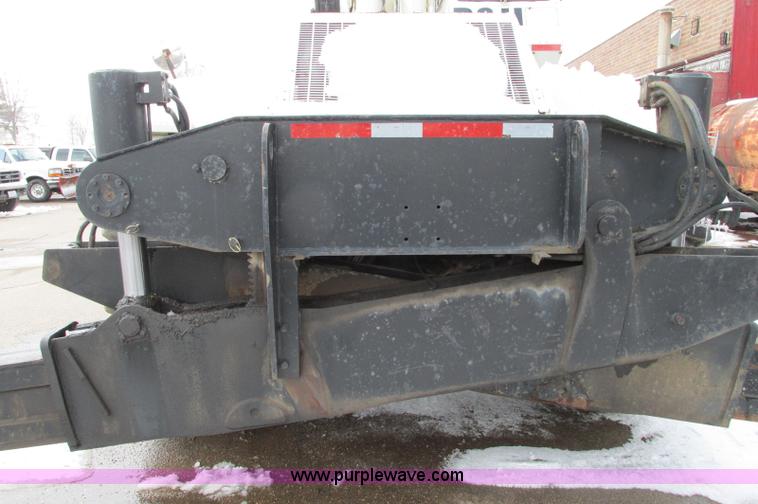 image for item E5051 1985 P & H RT50 rough terrain crane