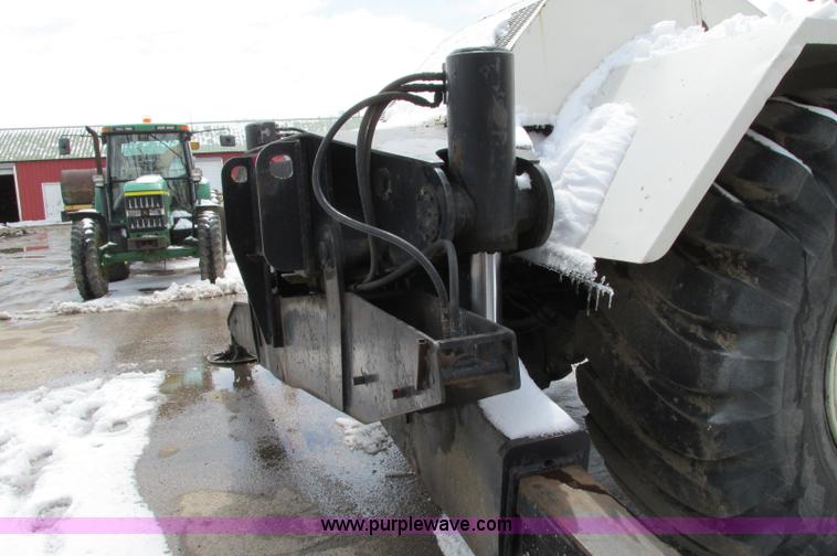 image for item E5051 1985 P & H RT50 rough terrain crane