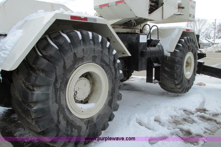image for item E5051 1985 P & H RT50 rough terrain crane