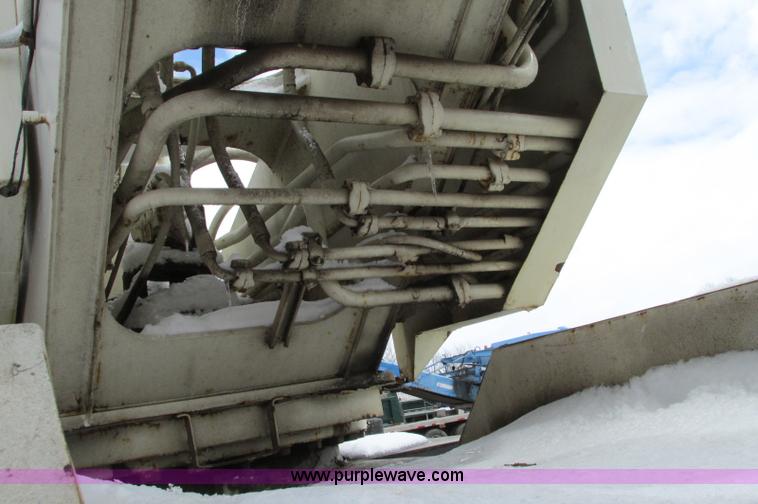 image for item E5051 1985 P & H RT50 rough terrain crane