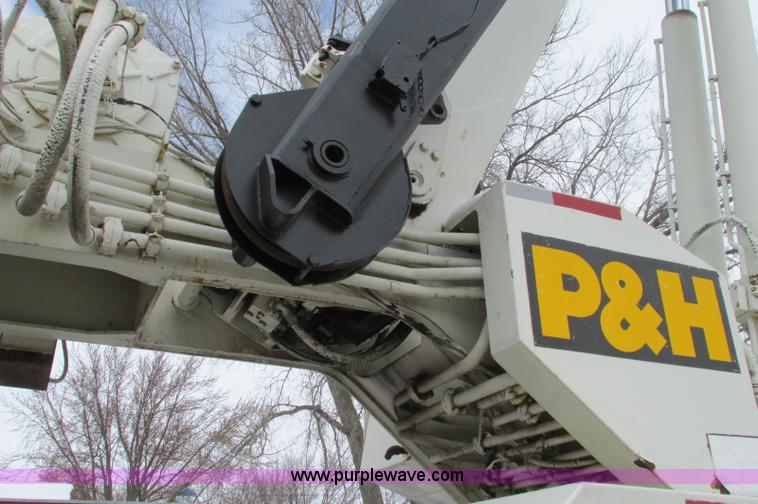 image for item E5051 1985 P & H RT50 rough terrain crane