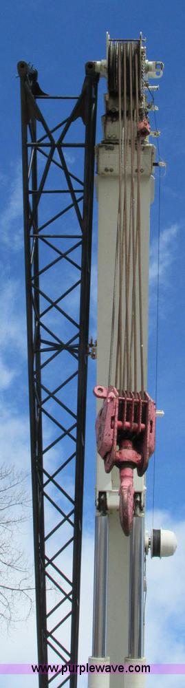 image for item E5051 1985 P & H RT50 rough terrain crane