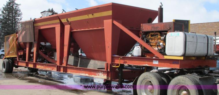 image for item E5052 Trailer mounted soil blender
