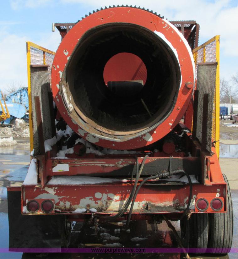 image for item E5052 Trailer mounted soil blender