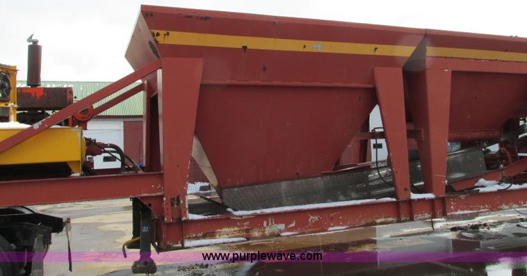 image for item E5052 Trailer mounted soil blender
