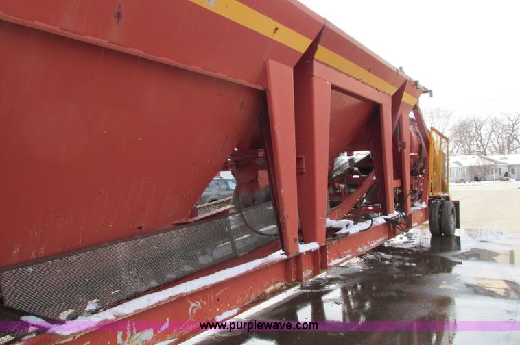 image for item E5052 Trailer mounted soil blender