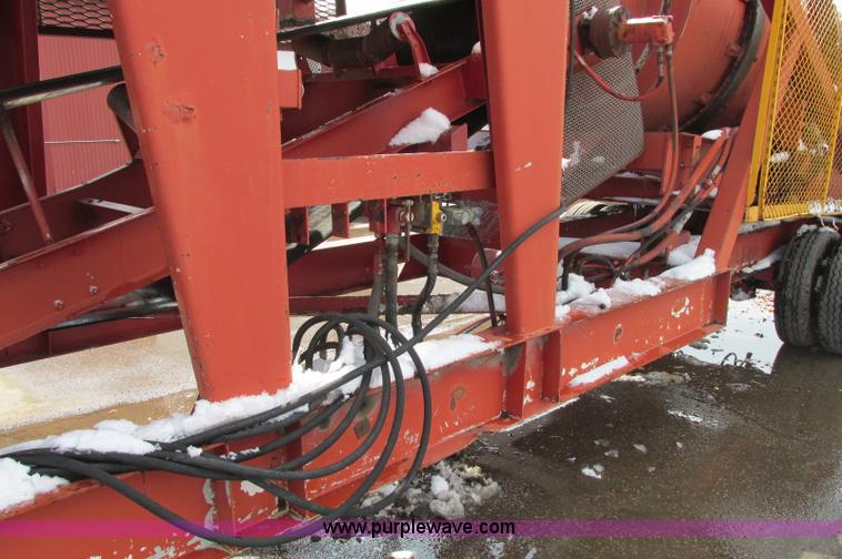 image for item E5052 Trailer mounted soil blender