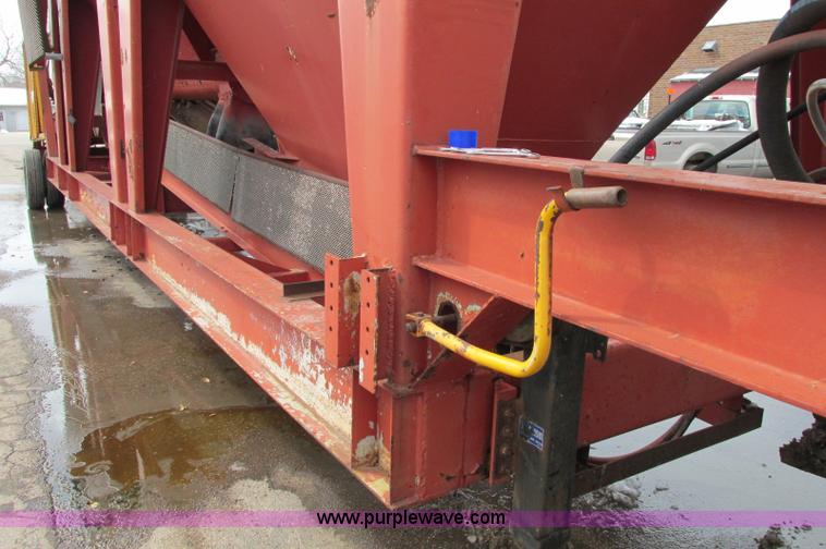 image for item E5052 Trailer mounted soil blender