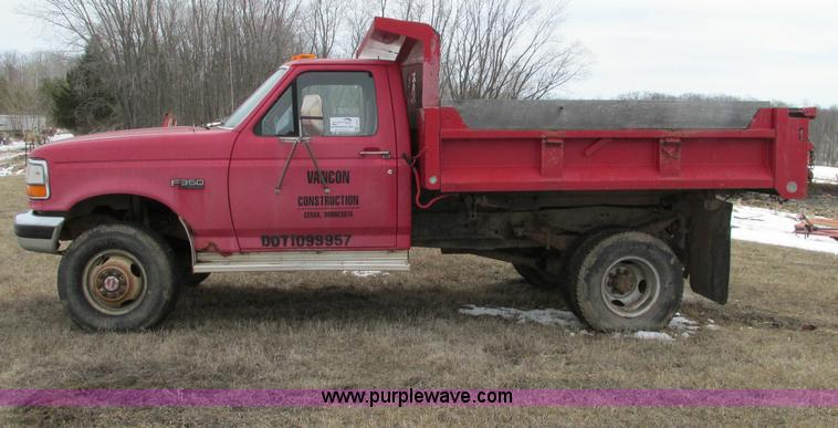 image for item E5057 1994 Ford F350 XLT dump truck