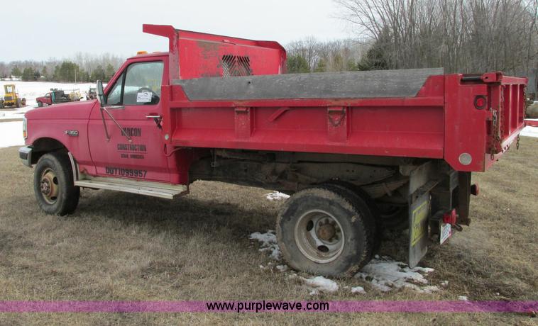 image for item E5057 1994 Ford F350 XLT dump truck