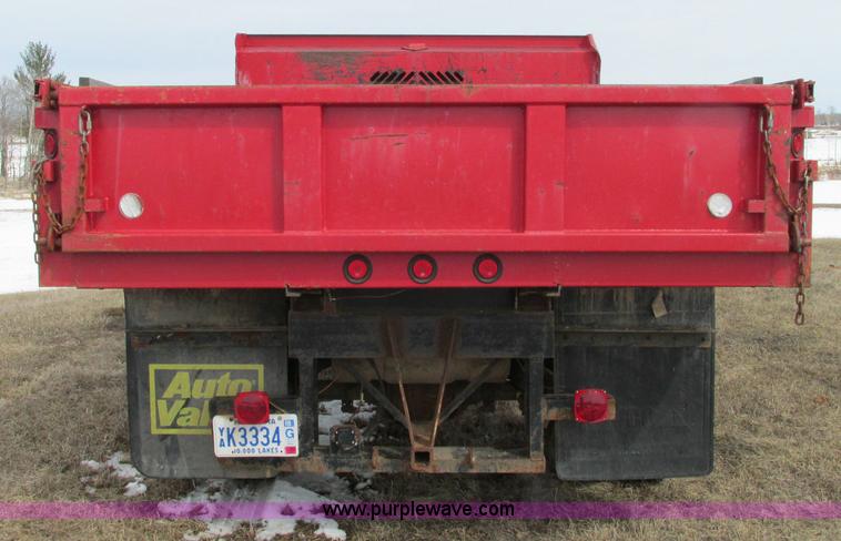 image for item E5057 1994 Ford F350 XLT dump truck