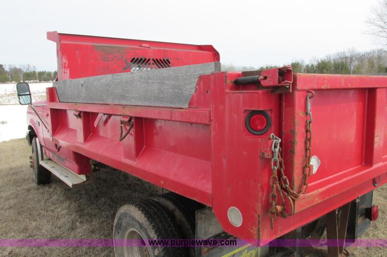image for item E5057 1994 Ford F350 XLT dump truck