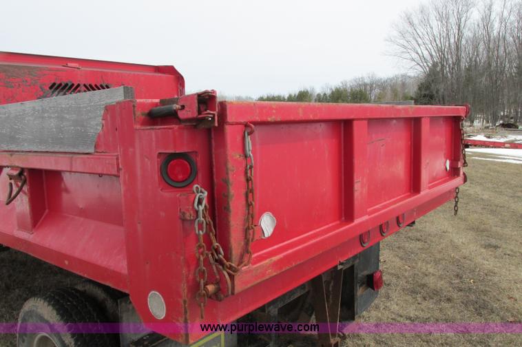 image for item E5057 1994 Ford F350 XLT dump truck