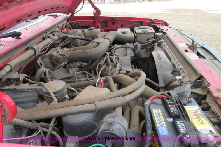 image for item E5057 1994 Ford F350 XLT dump truck