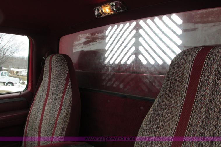 image for item E5057 1994 Ford F350 XLT dump truck