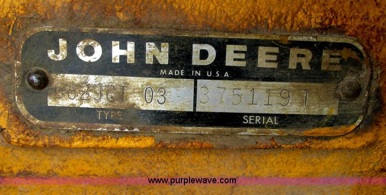 image for item E5061 1975 John Deere 570A motor grader